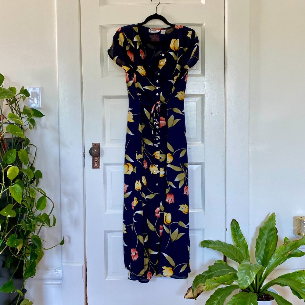 VINTAGE INDIRA || FLORAL MAXI DRESS